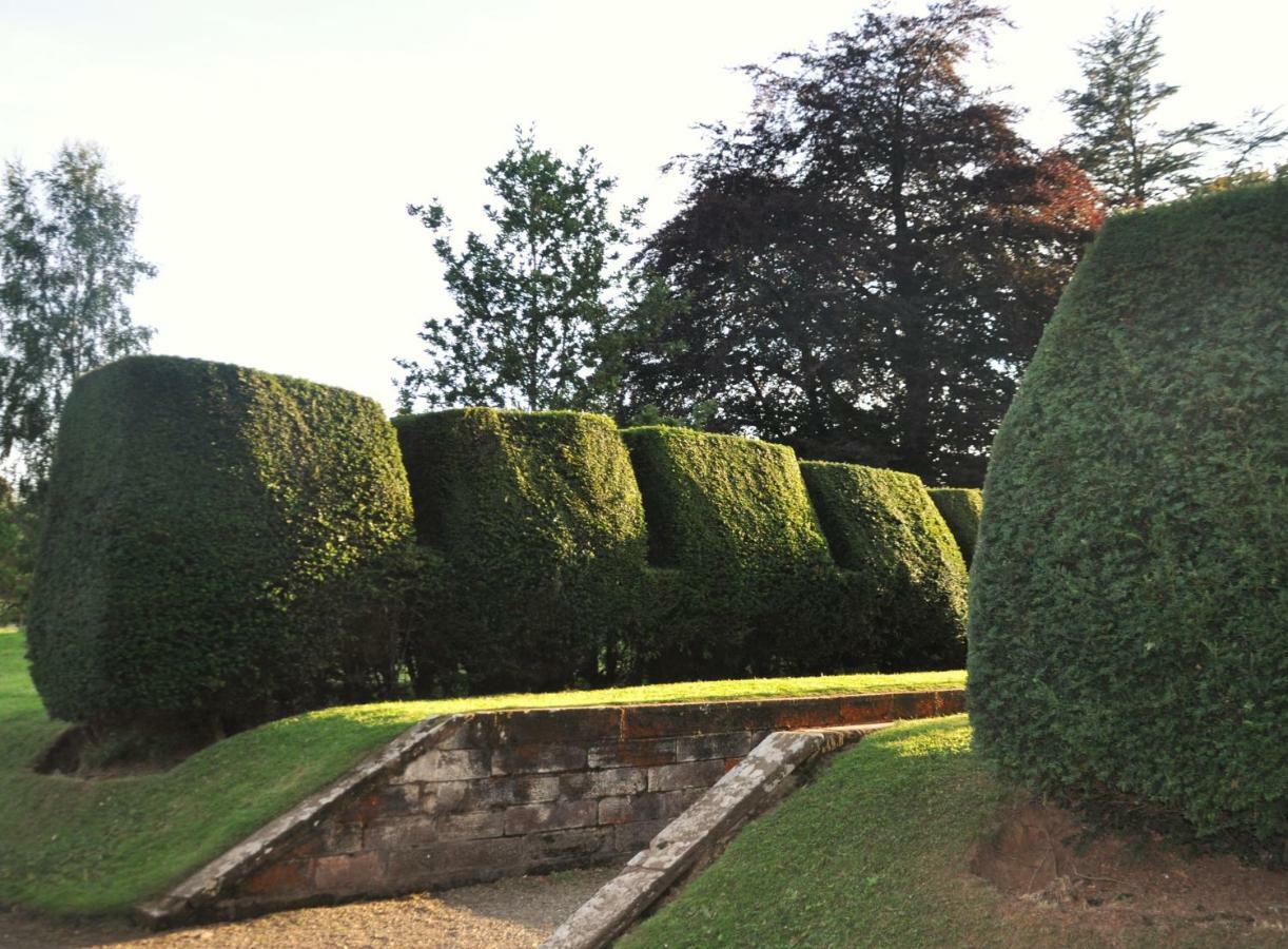 Carnell Country Estate & Holiday Cottages In Ayrshire Hurlford Exterior foto